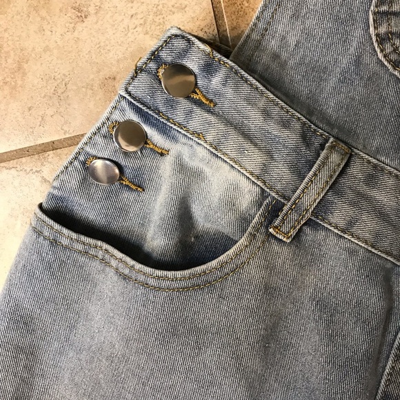 💋Unique Distressed/Embroidered Overalls - Picture 5 of 12